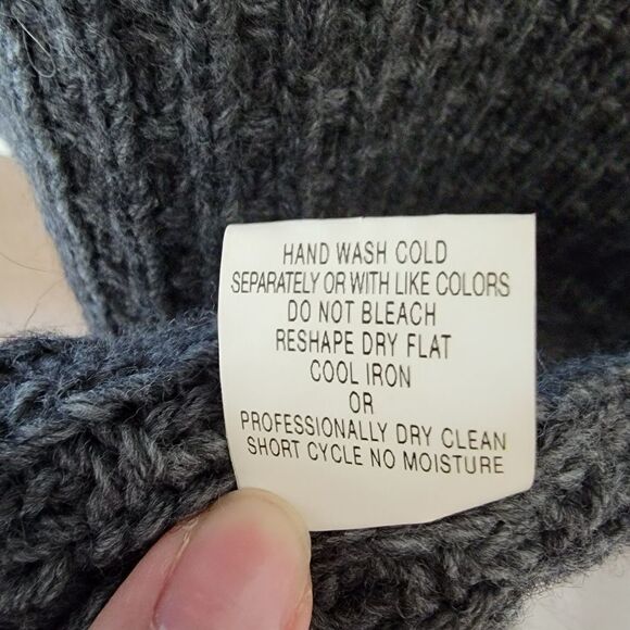 Gray Knit Button-Up Women's Coat - Picture 9 of 11